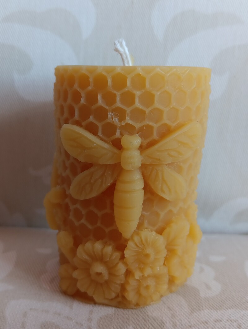 Honeybee Meadow Mini Pillar
