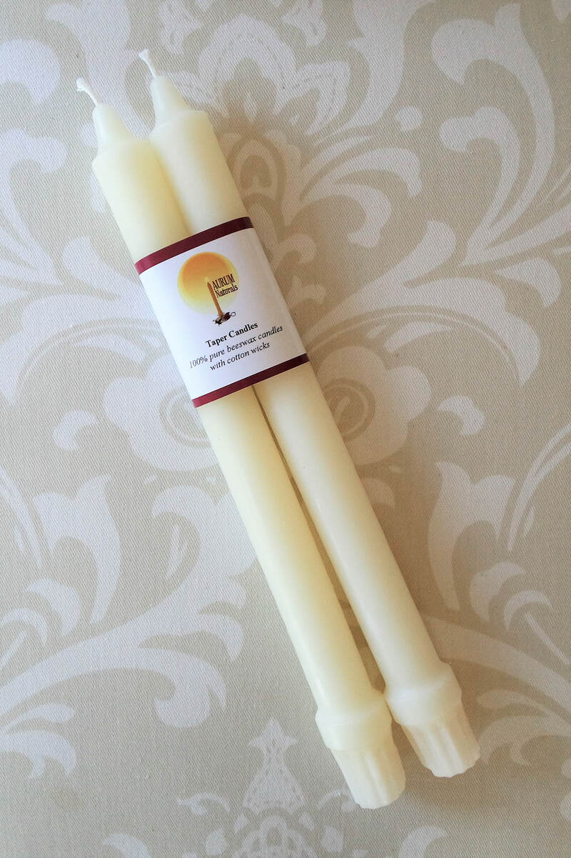 Colonial Taper Pair - 10" - White